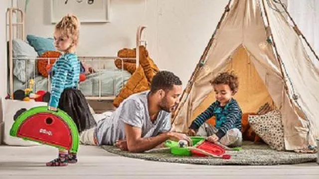 BRIO Spielzeug für jedes Alter Bild: BRIO Spielzeug für jedes Alter