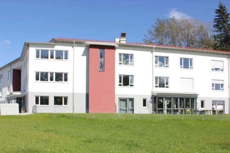 Sozialtherapeutisches Wohnheim in Vogt eingeweiht Bild: Sozialtherapeutisches Wohnheim in Vogt eingeweiht