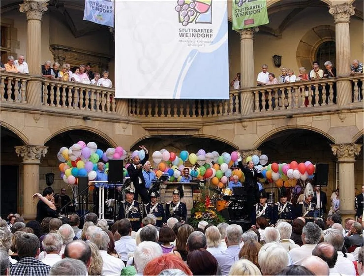 The Sankt Pauli Mad Pack eröffnet das Stuttgarter Weindorf 2009