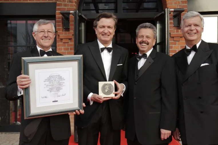 Bild: Brillat Savarin-Plakette für Kai Hollmann