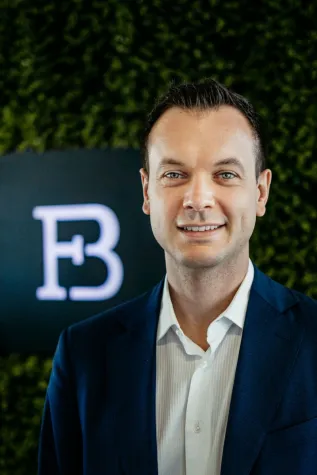 Bild: Clever investieren mit Florian Bauer