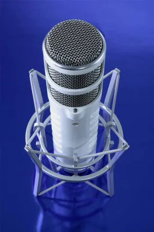 Bild: RØDE bringt mit dem „Podcaster“ ein professionelles USB-Mikrofon auf den Markt