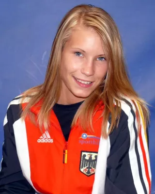 Bild: Erfolgreiche Krefelder Ringerinnen - Aline Focken schlägt Deutsche Meisterin der Frauen