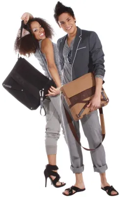 Bild: Mit URBAN TOOL auf Reisen: Smarte Taschen und Holster in der neuen Trendfarbe „deer“
