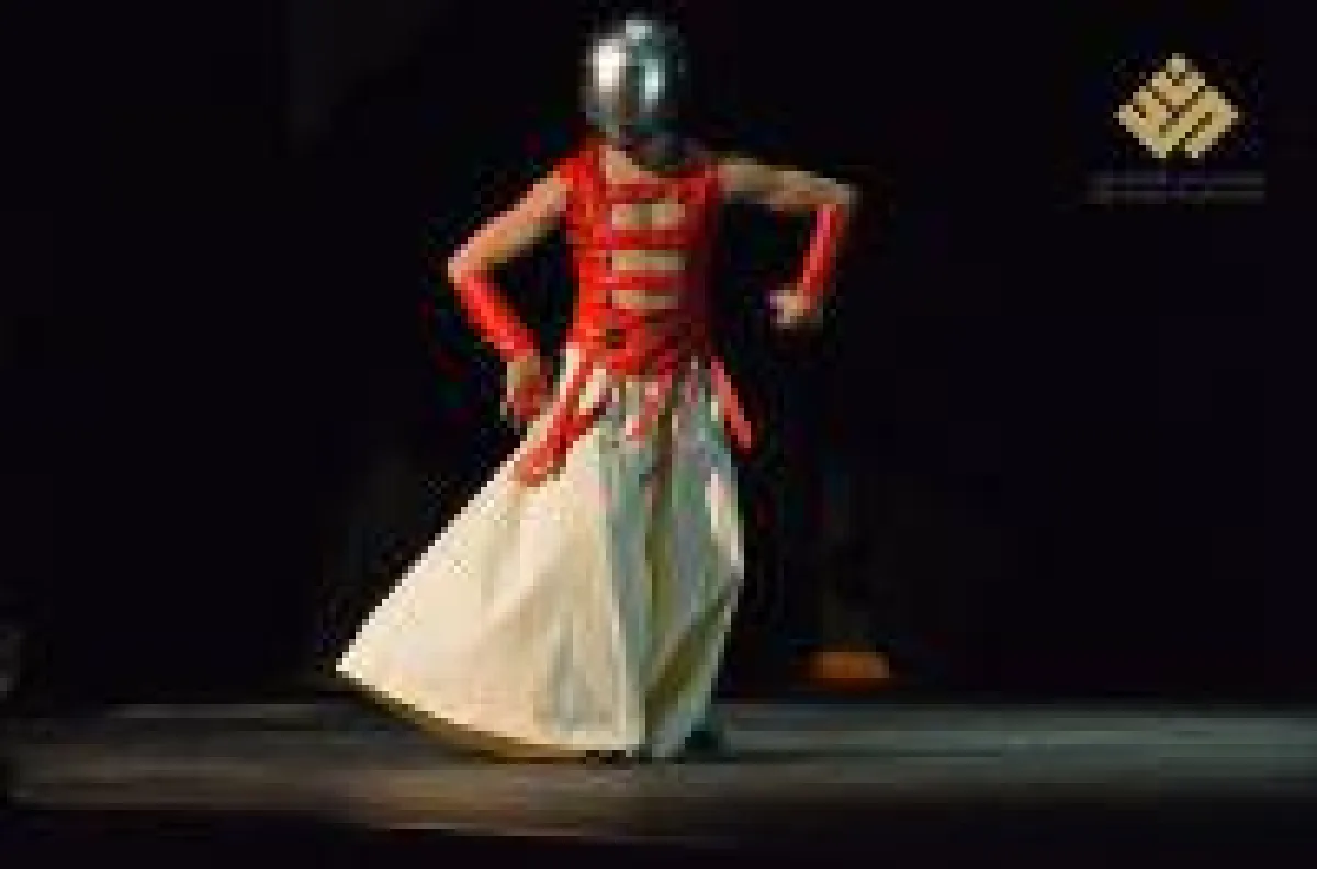 Getanztre Poesi aus dem Mittelalter. RUMINATION, eine Mahnung an das heute. Solist Mehmet Nuri Arkan vom Istanbuler Opernballett.