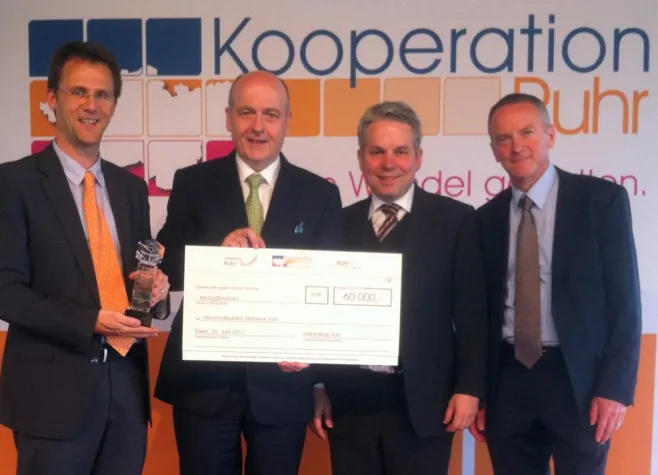 „Neurovaskuläres Netzwerk Ruhr“ erhält 2. Preis Bild: „Neurovaskuläres Netzwerk Ruhr“ erhält 2. Preis