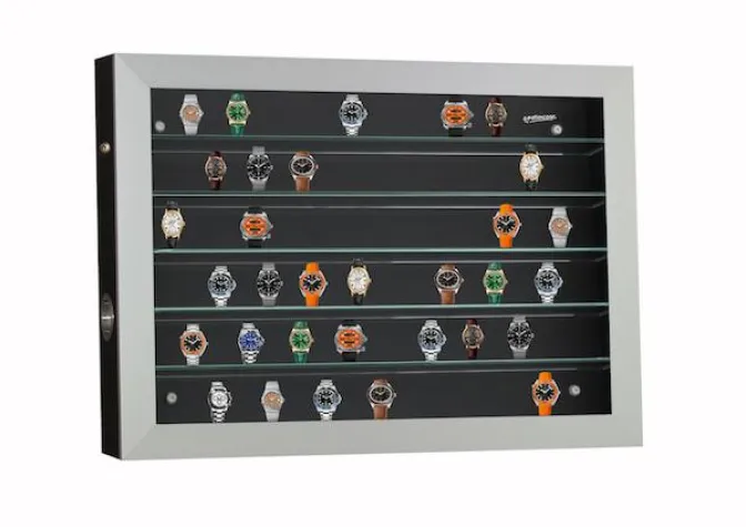 Bild: emotioncase stellt Schmuck- und Uhrenvitrinen vor.