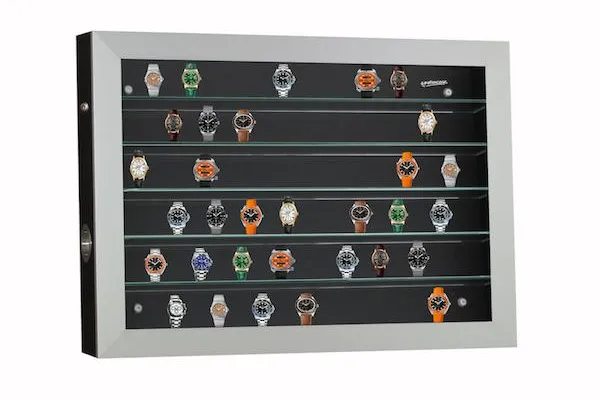 Bild: emotioncase stellt Schmuck- und Uhrenvitrinen vor.