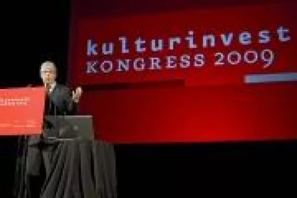 Bild: Kultur und Wirtschaft kommen sich beim KulturInvest-Kongress 2009 näher