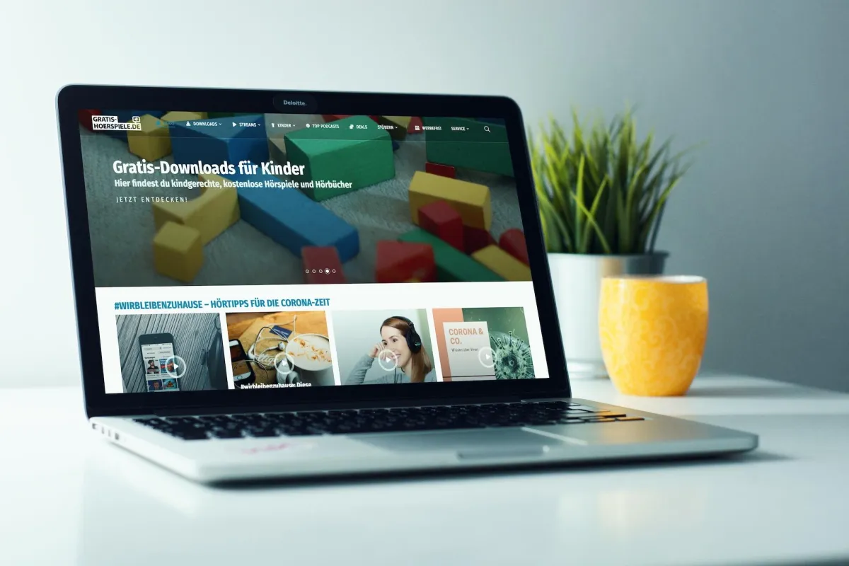 Gratis-Hoerspiele.de bietet unter anderem rund 500 kostenlose Hörspiele und Hörbücher für Kinder