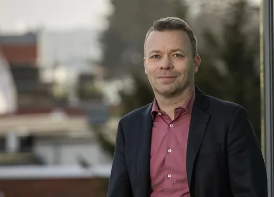 Dr. Frank Brodehl (AfD): „Am Ende wird es ein Verschleierungsverbot geben – wie von der AfD längst beantragt“ Bild: Dr. Frank Brodehl (AfD): „Am Ende wird es ein Verschleierungsverbot geben – wie von der AfD längst beantragt“