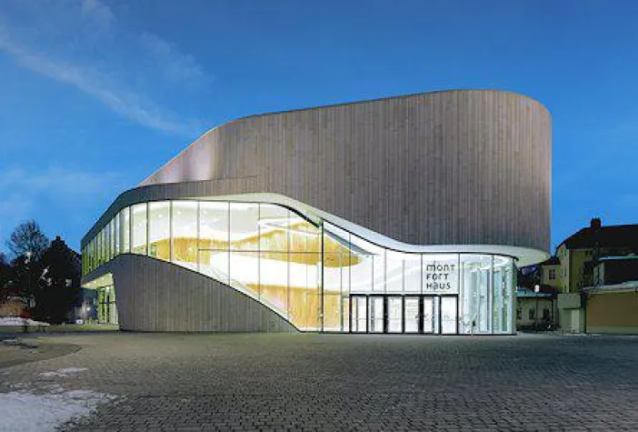 Bild: Kongress- und Kulturzentrum Montforthaus, Feldkirch: Ökologischer Prachtbau