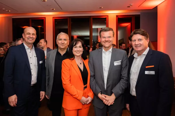 Bild: Happy Birthday, Unternehmer ORANGE!  Zehn Jahre Netzwerken in Nürnberg