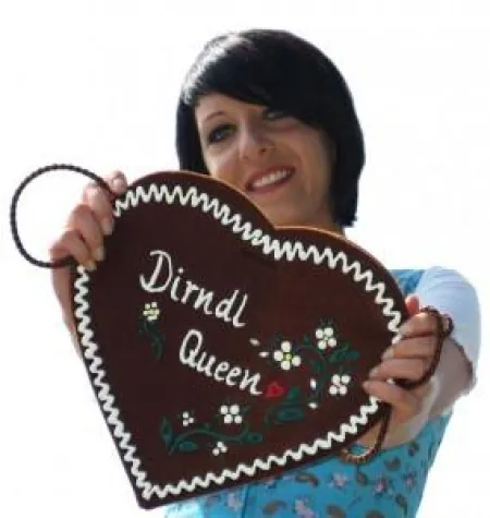 Bild: In Bayern wird das Lebkuchenherz zum Fashionprodukt gemacht