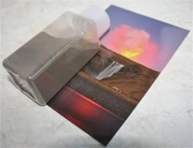 Bild: Szeneseite SEOKai.com versteigert echte Vulkanasche vom Eyjafjallajökull für einen guten Zweck.