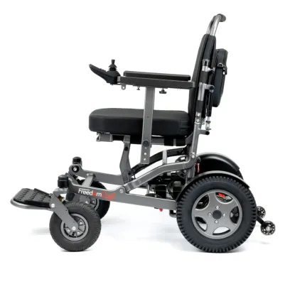 Bild: Weltneuheit: Erster falt- und teilbarer XXL-Elektrorollstuhl