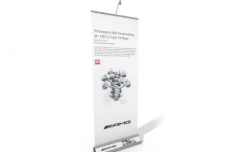 Bild: Signtific Rollup Displays – Verwandlungskünstler mit magentischer Kassettentechnik