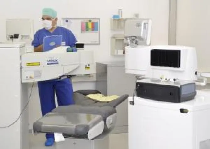 Optical Express Zentren wird erneut höchster Qualitätsstandard zertifiziert Bild: Optical Express Zentren wird erneut höchster Qualitätsstandard zertifiziert