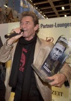 Bild: Peter Maffay erhielt auf der ITB den Innovations-Sonderpreis der Stadt Hamburg für die Produktion Stars at Sea