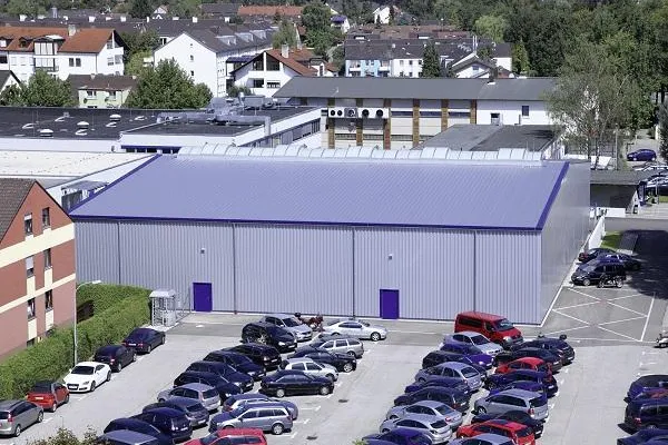 Bild: Individuelle Lagerhalle für Automobilzulieferer