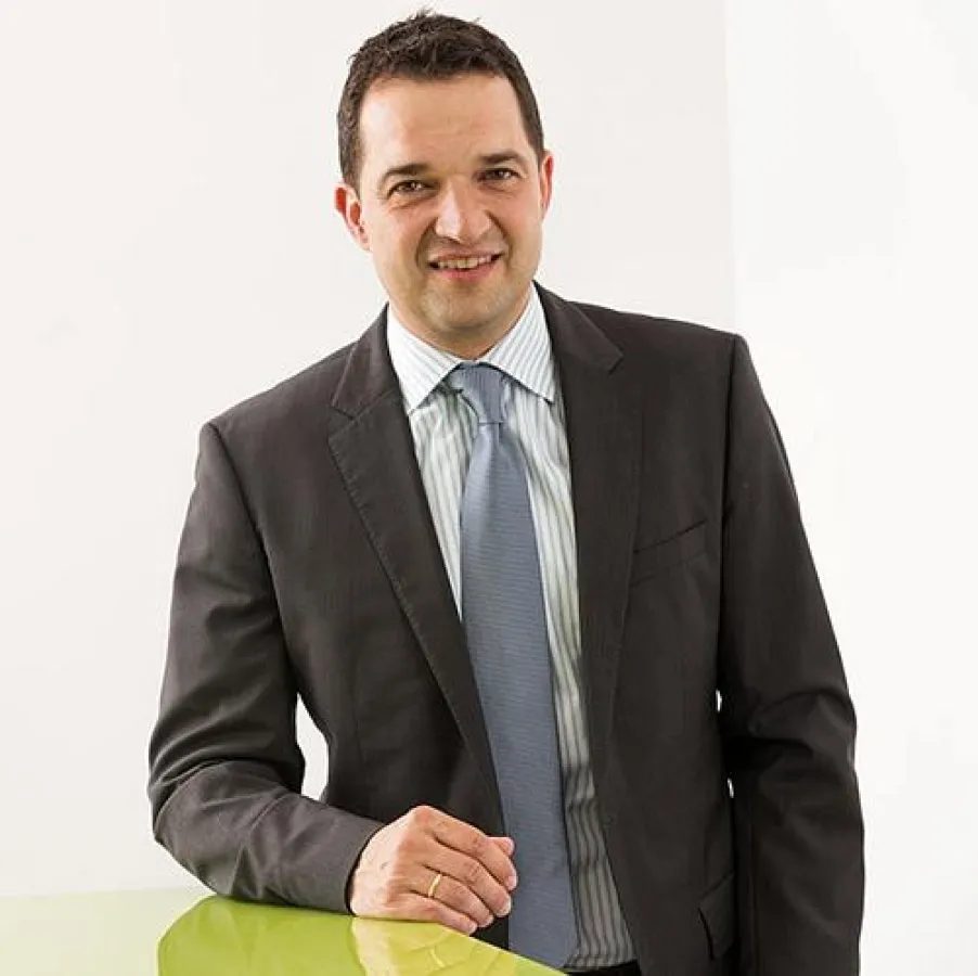 Thomas Dittmeier ist Geschäftsführer der Dittmeier Versicherungsmakler GmbH für Omnibusunternehmen