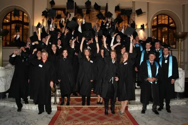 Bild: Große MBA-Absolventenfeier des RheinAhrCampus Remagen im Steigenberger Kurhotel