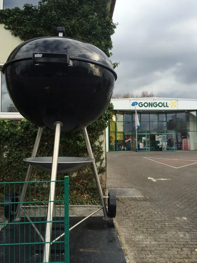 Der WEBER Riesengrill hat eine neue Heimat
