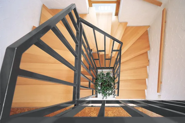 Fuchs-Treppen: Klassiker Harfentreppe Bild: Fuchs-Treppen: Klassiker Harfentreppe