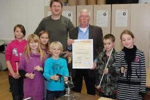 GFOS übernimmt Engagement in Sachen „Kinder entdecken Technik“ von Hochtief Bild: GFOS übernimmt Engagement in Sachen „Kinder entdecken Technik“ von Hochtief