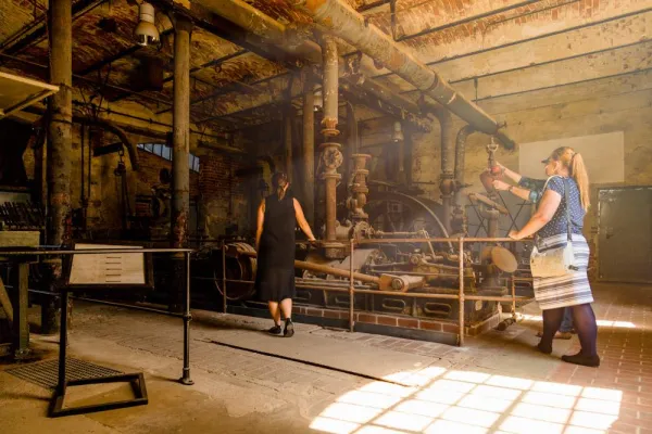 Schuhe, Kohle und „Deutsches Benzin“: Tag der Industriekultur in Saale-Unstrut Bild: Schuhe, Kohle und „Deutsches Benzin“: Tag der Industriekultur in Saale-Unstrut