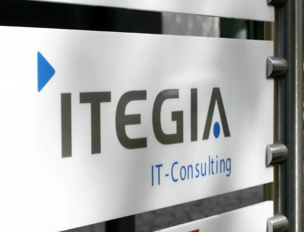 Logo integia