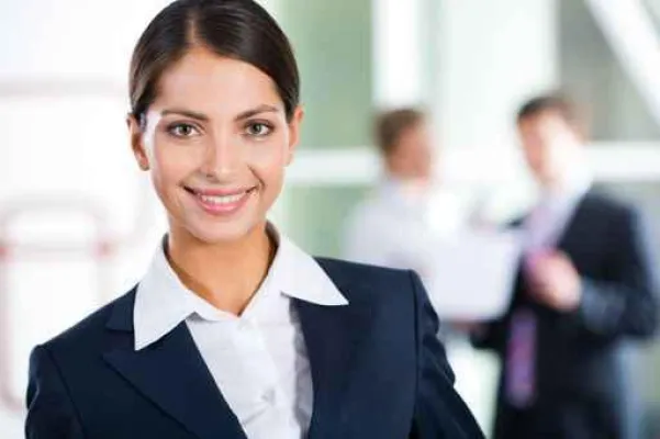 Bild: meinFotostudio, probild-Studio & CheckYourImage: Mit welchem Foto werden Traumpartner & Personalchef überzeugt