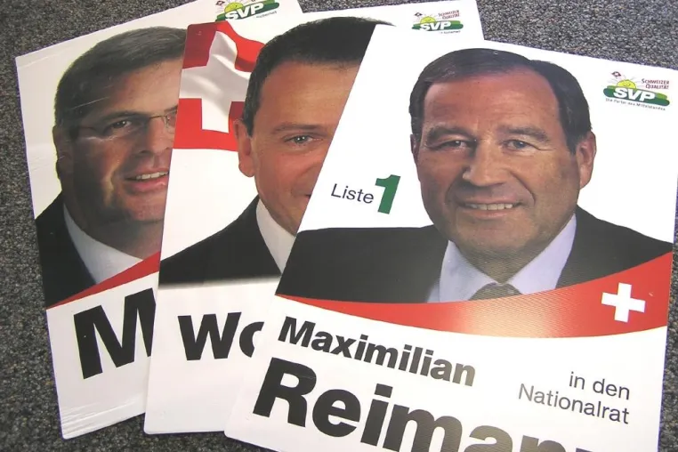 Bild: Wahlplakate aus Kunststoff so günstig wie nie