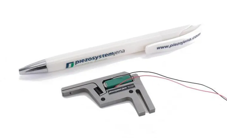 Mikrosystem-Handhabung mit piezosystem jena Bild: Mikrosystem-Handhabung mit piezosystem jena