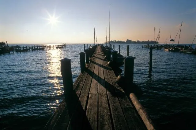 Sommer, Sonne, Steckerlfisch - Chill-Out Highlights am Chiemsee Bild: Sommer, Sonne, Steckerlfisch - Chill-Out Highlights am Chiemsee