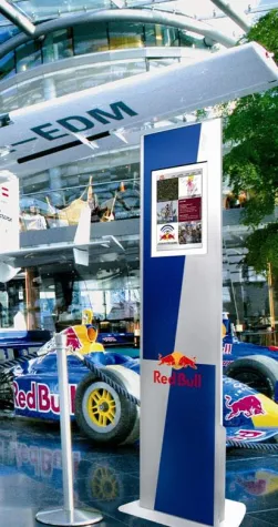 Bild: friendlyway Sonderlösung: Multimedia aus der Red-Bull-Dose