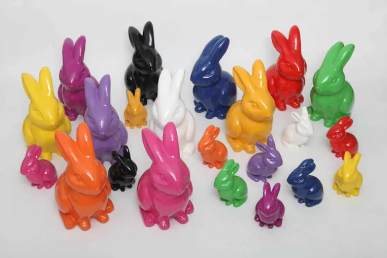 Neue Kunstobjekte "Glückliche Hasen" Bild: Neue Kunstobjekte "Glückliche Hasen"