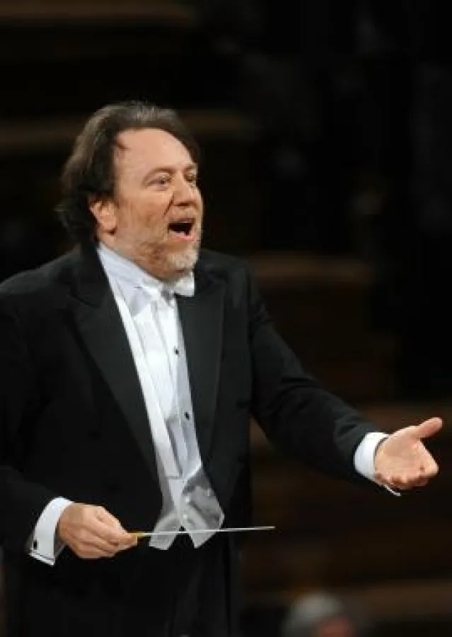Riccardo Chailly dirigiert in der Berliner Waldbühne