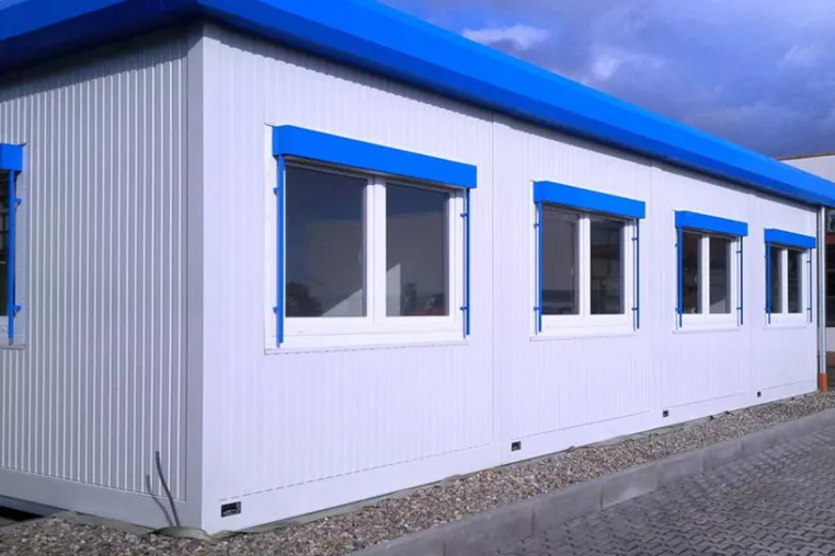 Bild: „Rely on it“: Renolit vertraut auf Büroanlagen in Containerbauweise von Heinkel Modulbau, Blaubeuren