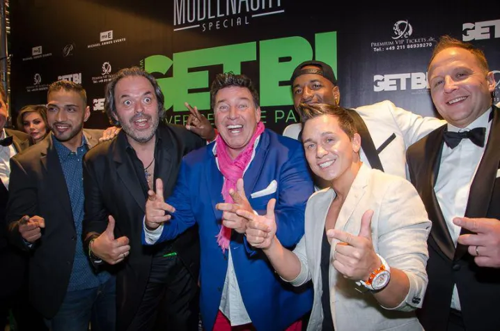 Promis, DJ Columbus Geburtstag und GETBI Release bei der Hamburger Modelnacht Bild: Promis, DJ Columbus Geburtstag und GETBI Release bei der Hamburger Modelnacht