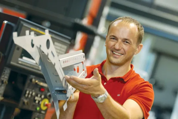 Bild: Ch. Schneider setzt neue Ideen in erfolgreiche Produkte um