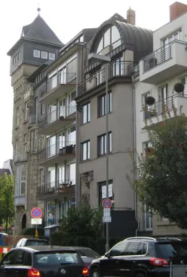 Bild: Rarität: AENGEVELT vermittelt Mehrfamilienhaus in Top-Wohnlage mit Rheinblick in Düsseldorf-Oberkassel