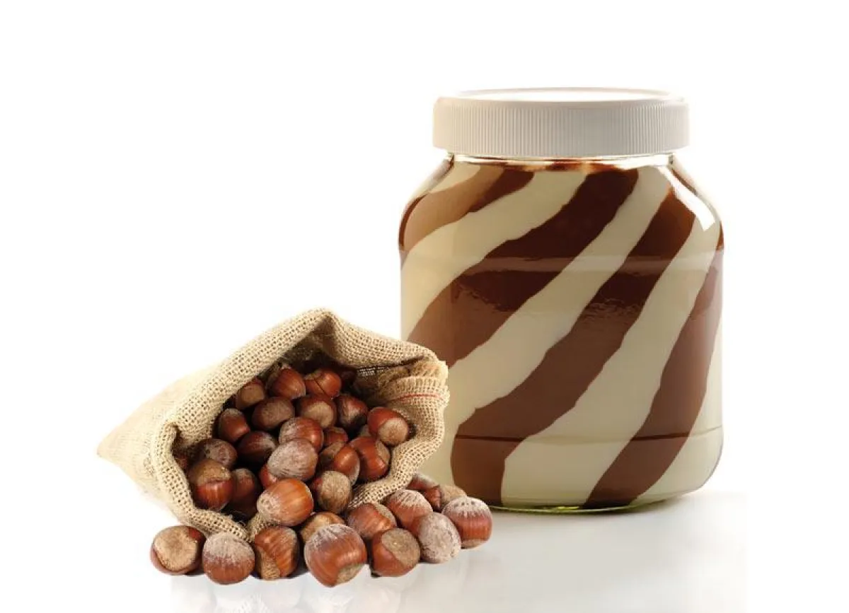 Bei der Herstellung von Nuss-Nougat-Creme wird auf Palmo?l verzichtet.