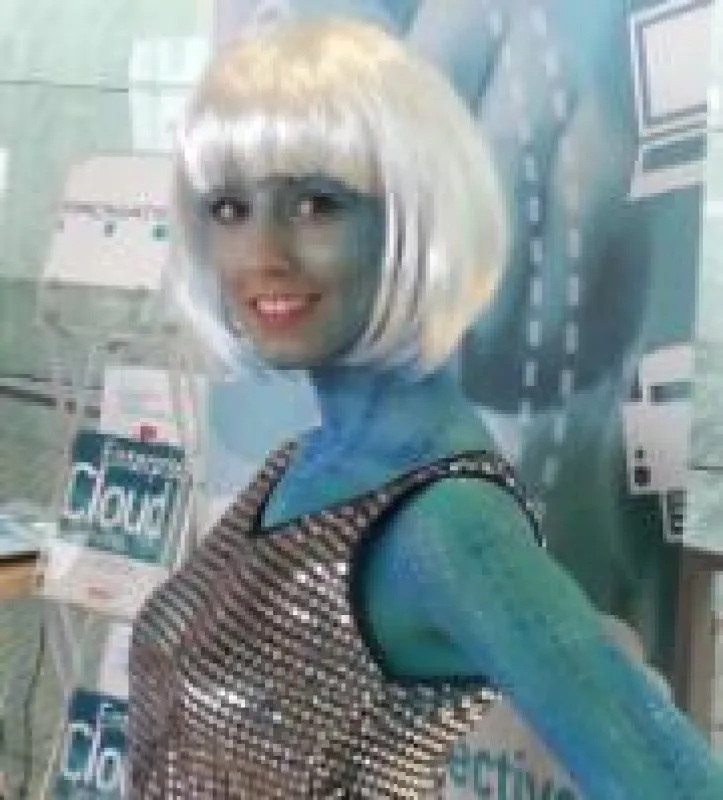 Ehemalige Miss Berlin als PROMATIS Digital Girl