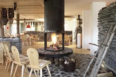 Bild: camp schafft neue Atmosphäre im Hotel Oberstdorf durch innovatives Raumkonzept