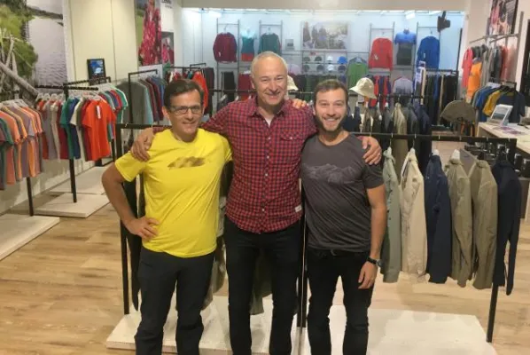 Schöffel rückt noch näher an seine Kunden in Frankreich Bild: Schöffel rückt noch näher an seine Kunden in Frankreich