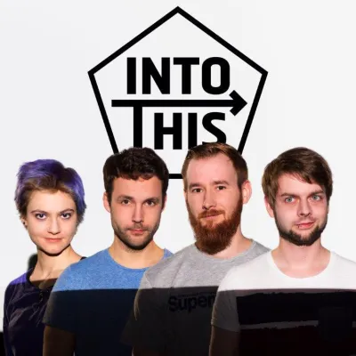 INTO THIS erobern die Amazon Charts Bild: INTO THIS erobern die Amazon Charts