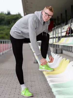 Bild: HdWM-Student Felix Mairhofer holt bei Deutschen Leichtathletik-Meisterschaften in Berlin Bronze im Dreisprung