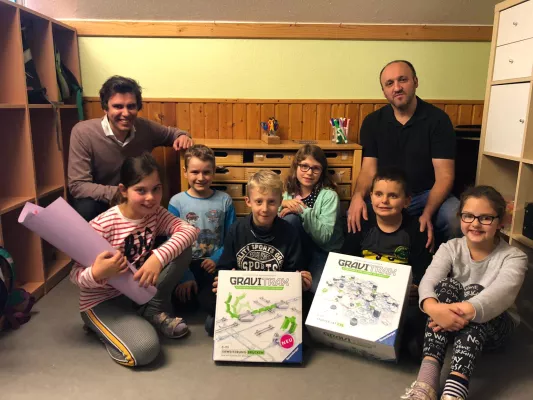 Bild: Geschenke an die Kindergartenkinder in Wahlstedt