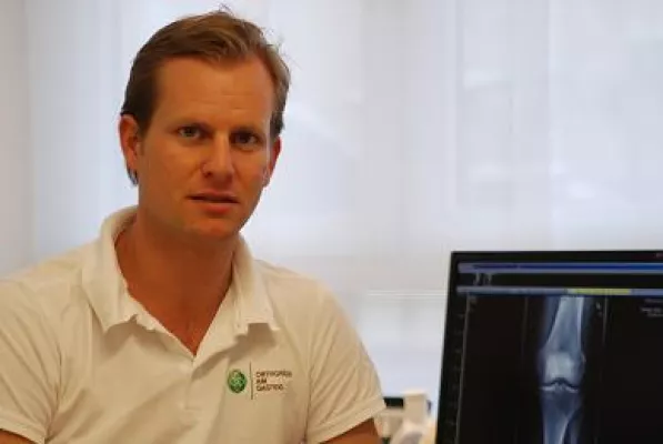 Der Albtraum für Skifahrer und Fußballer - Kreuzbandriß Bild: Der Albtraum für Skifahrer und Fußballer - Kreuzbandriß